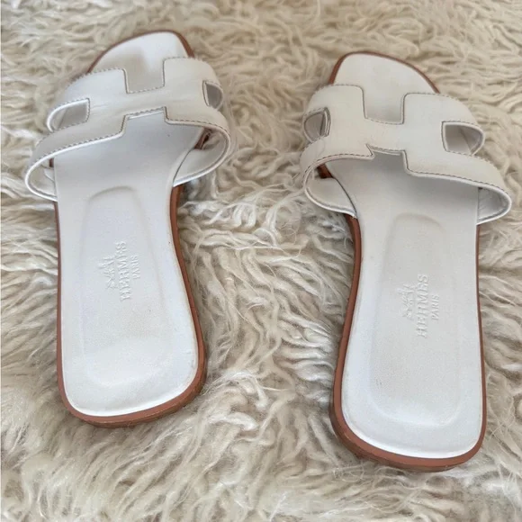 Authentic Hermes Blanc Oran Sandals (35.5) $900